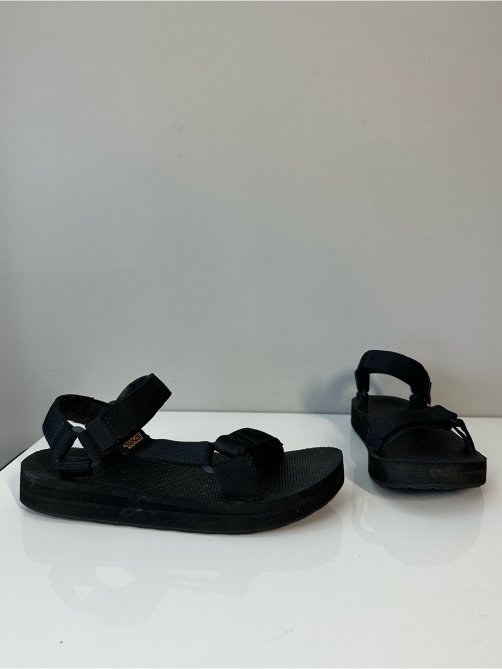 Teva Black Womens Sandals Size 9